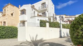 Magnífica adosada de 4 dormitorios y vistas al mar en venta en La Heredia de Monte Mayor, Benahavis