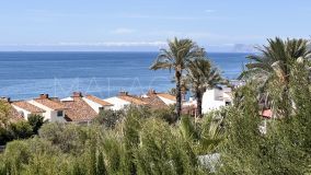 Town House for sale in Bahia Dorada, Estepona West