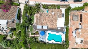 Villa for sale in Valle Romano, Estepona West