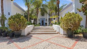 Villa for sale in Casasola, Estepona East
