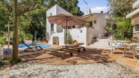 Country House for sale in El Padron, Estepona East