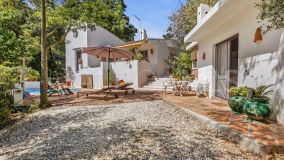 Country House for sale in El Padron, Estepona East