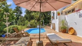 Country House for sale in El Padron, Estepona East