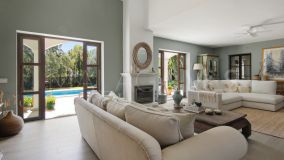 Villa for sale in Marbella Country Club, Nueva Andalucia
