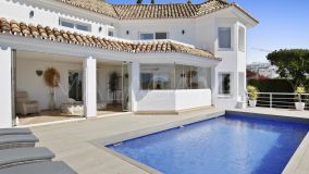Villa for sale in La Gaspara, Estepona Ouest