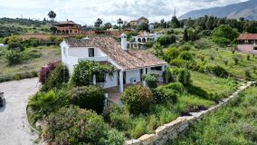 Villa en venta en Guadalobon, Estepona Oeste