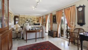 Villa en venta en Forest Hills, Altos de Estepona
