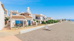 Semi Detached Villa for sale in Bahia Dorada, Estepona West