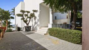 Villa for sale in Seghers, Estepona