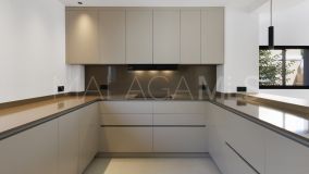 Villa for sale in Sun Beach, Estepona Est