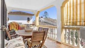 Villa zu verkaufen in Estepona Westen