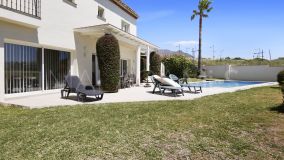 Villa for sale in Estepona Golf, Estepona Väst