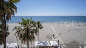 2 bedroom apartment overlooking the Mediterranean for sale in the centre of Estepona