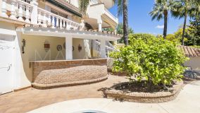 Villa for sale in Nueva Andalucia, Marbella