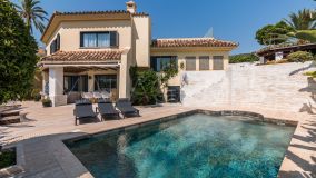 Villa for sale in Nueva Andalucia, Marbella