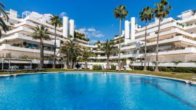 Apartment for sale in Las Terrazas de Las Lomas, Marbella Golden Mile