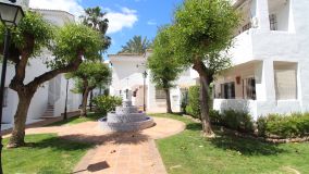 Lägenhet for sale in Los Naranjos de Marbella, Nueva Andalucia