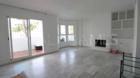 Lägenhet for sale in Los Naranjos de Marbella, Nueva Andalucia