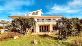 Villa for sale in Ses Salines with 7 bedrooms