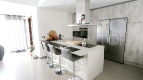 House with 4 bedrooms for sale in Consell