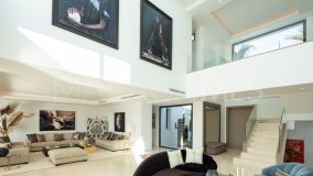 Villa en venta en Nueva Andalucia, Marbella