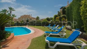 Atico a la venta en Los Capanes del Golf