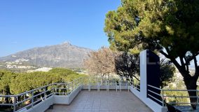 Duplex en venta en Nueva Andalucia, Marbella