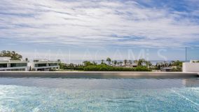 Villa for sale in Vilas 12, Marbella Golden Mile