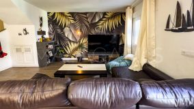 Town House for sale in Estepona