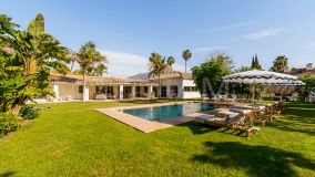 Villa en venta en La Cerquilla, Nueva Andalucia