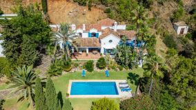 Villa for sale in Benahavis