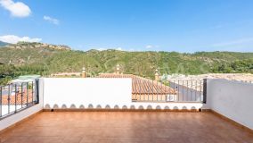 Penthouse for sale in Benahavis