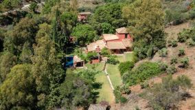 Villa en venta en Benahavis Centro, 2.395.000 €