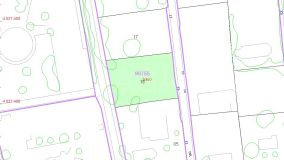 Plot for sale in Estepona East
