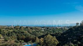 Ático en venta en Los Arqueros, Benahavis