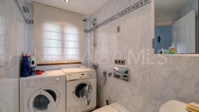 Villa for sale in New Golden Mile, Estepona Öst