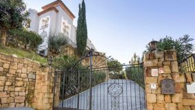 Villa for sale in La Quinta Golf, Benahavis