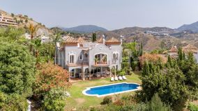 Villa for sale in La Quinta Golf, Benahavis