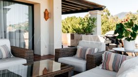 Duplex Penthouse for sale in Los Capanes del Golf, Benahavis