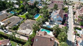 Villa for sale in Lorea Playa, Marbella - Puerto Banus