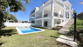 Villa en venta en La Mairena, 980.000 €