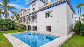 Semi detached villa for sale in Costalita with 4 bedrooms