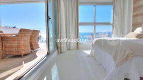 Penthouse for sale in Benalmadena Costa, 999,999 €