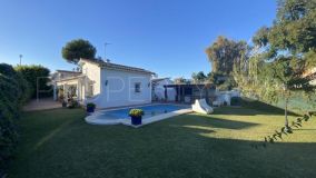 Villa en venta de 4 dormitorios en El Saladillo