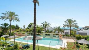 Lägenhet for sale in La Resina Golf, Estepona Öst