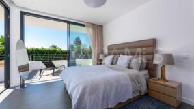 Villa for sale in Isdabe, Estepona Öst
