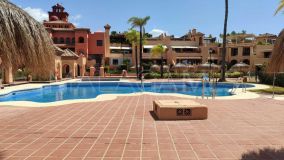 Appartement rez de chaussée for sale in La Cartuja del Golf, Estepona Est