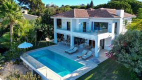 Villa for sale in Artola, Marbella East