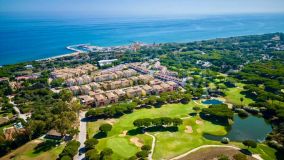 Ground Floor Apartment for sale in Cabopino, Marbella East