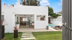 Villa in Costabella for sale